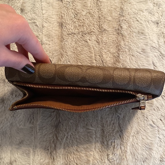 Coach Khaki/Saddle Signature Large Wallet - Picture 3 of 15